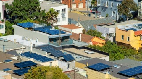 How Long Does a Flat Roof Last in Florida